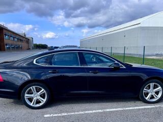 Volvo S90 D5 AWD MOMENTUM 2.0 173kW