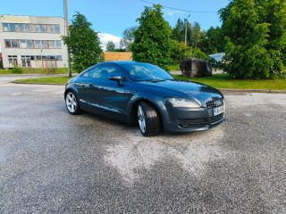 Audi TT S-Line Quattro 2.0 R4 TDI 125кВ