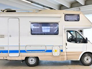 Ford ELNAGH COLUMBIA 102 2.5 74kW