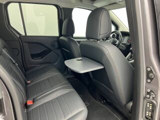 Mercedes-Benz T 180 1.5 R4 85kW