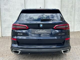 BMW X5 xDrive40i M Sport 3.0 R6 250кВ