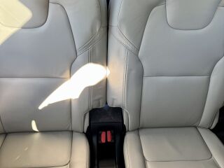 Volvo XC90 B5 D 235hp Inscription 7s AT8 AWD 2.0 173kW