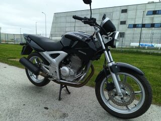 Honda CB 250 18kW