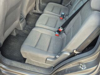 Volkswagen Touran Facelift 1.9 TDI 77кВ