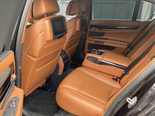 BMW 740 3.0 225kW