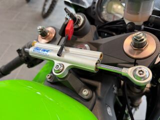 Kawasaki Ninja ZX - 10R Ninja R4 138kW
