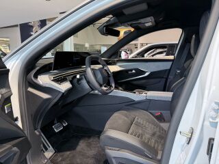 Peugeot 5008 GT Exclusive Hybrid 145 e-DCS6 100kW