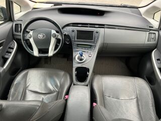 Toyota Prius 1.8 R4 73кВ