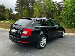 Skoda Octavia Combi Elegance 2.0 TDI 110kW