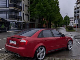 Audi S4 4.2 V8 253кВ