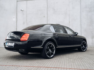 Bentley Continental Flying Spur 6.0 W12 412kW