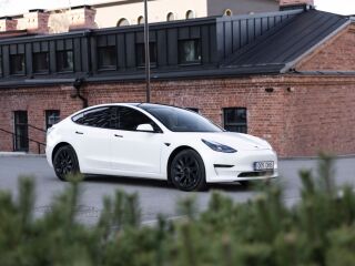 Tesla Model 3 Long Range Dual Motor 366kW
