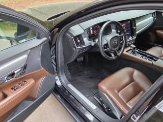 Volvo V90 AWD MY2018 2.0 R4 140kW