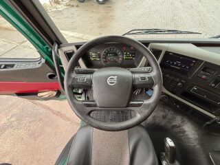 Volvo FM 450 8x4*4 338kW