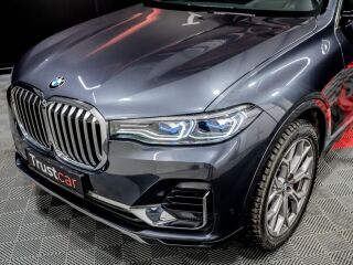 BMW X7 3.0 195kW