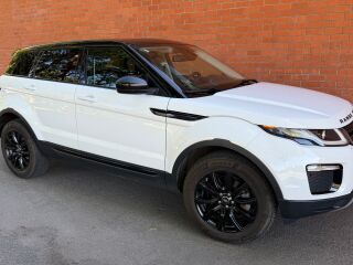Land Rover Range Rover Evoque BLACK Pack 2.0 110kW