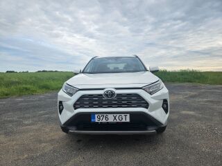 Toyota RAV4 Luxury PLUS Multidrive S Pearl White 2.0 129кВ