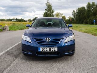 Toyota Camry 2.4 117кВ