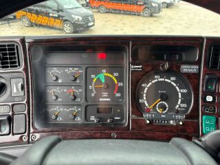 Scania R124 8x2*6 345kW