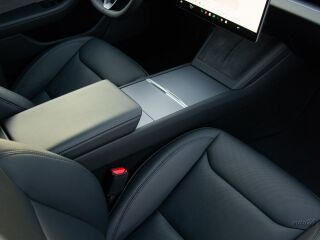 Tesla Model 3 208кВ
