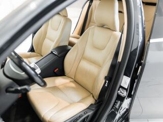 Volvo V60 Facelift Momentum 2.0 133kW