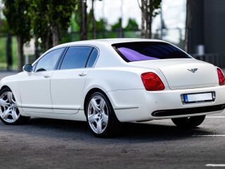 Bentley Continental Flying Spur MULLINER 6.0 412kW