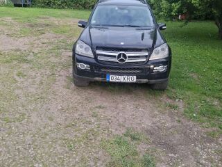 Mercedes-Benz GL 450 5.5 V8 285kW