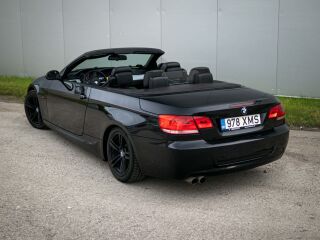BMW 325 3.0 145kW