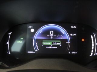 Toyota Yaris Active Plus Hybrid 1.5 68кВ
