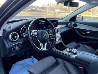Mercedes-Benz C 300 2.0 143kW