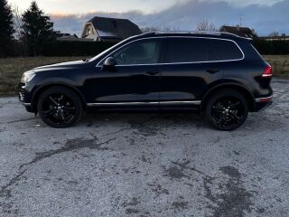 Volkswagen Touareg R-line Facelift 3.0 V6 TDI 193kW