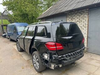 Mercedes-Benz GL 500 4.7 V8 Biturbo 320кВ
