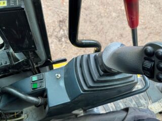 New Holland E235BSR-2 118kW