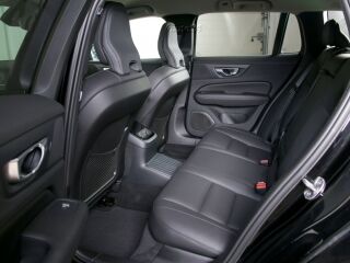 Volvo V60 AWD PLUS DARK RECHARGE LONG RANGE 2.0 T8 Twin Engine Plug-In-Hybrid 335kW