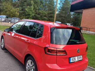 Volkswagen Golf Sportsvan 1.6 85кВ
