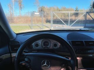 Mercedes-Benz E 280 Avantgarde 3.0 V6 CDI 140kW