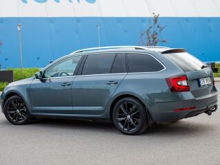 Skoda Octavia Luxury 2.0 140кВ