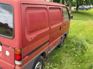 Suzuki Carry 1.0 33kW
