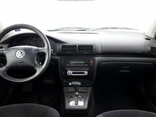 Volkswagen Passat Comfortline ATM 2.5 TDI 110kW