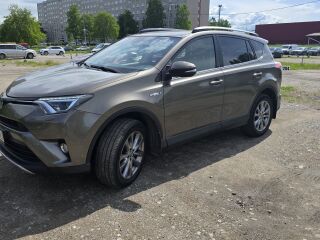 Toyota RAV4 2.5 114kW