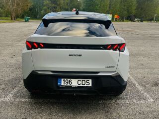 Peugeot 3008 1.2 100kW