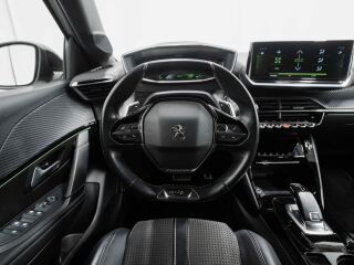 Peugeot 208 GT line 1.2 74kW