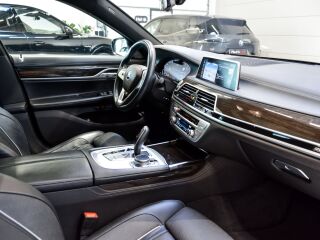 BMW 745 e 3.0 210kW