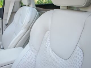 Volvo XC90 AWD DARK R-Design PLUS Intelli PRO Wntr 2.0 B5 KERS MHEV Kerghübriid MY2023 183kW