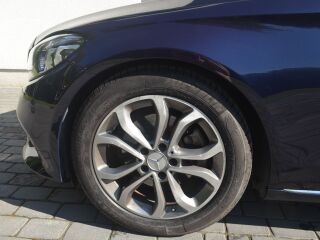 Mercedes-Benz C 200 9G tronic facelift 2 ekraani Led-esituled 2.0 110kW