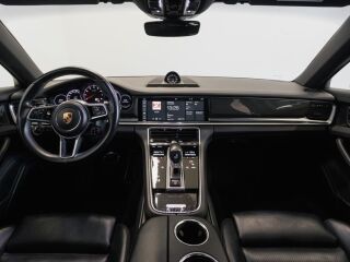 Porsche Panamera 4S 324kW