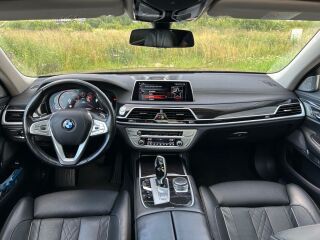 BMW 740 President 3.0 235kW