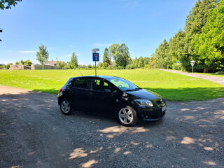 Toyota Auris 2.2 130kW