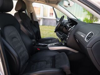 Audi A4 Avant Quattro Facelift 2.0 R4 TDI 140kW
