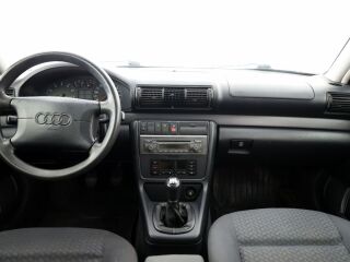 Audi A4 Sportline 1.8 92kW